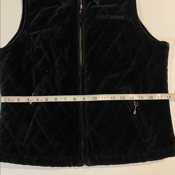 Harley Davidson Ladies Medium Black Quilted Zip Up Lined Vest Preowned D36 - Picture 9 of 16